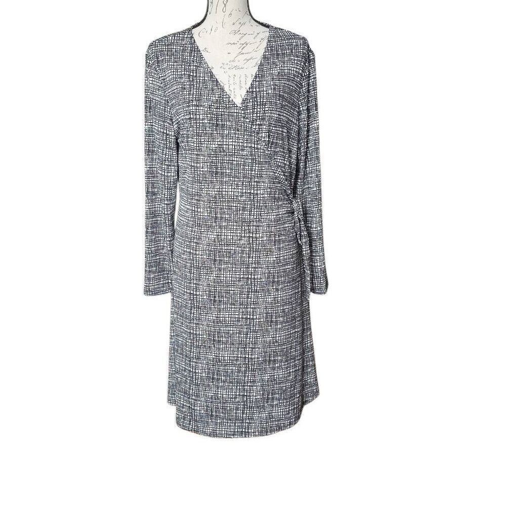 Halston Womens Sze Large Black White Geometric Print Full Wrap Long Sleeve Dress